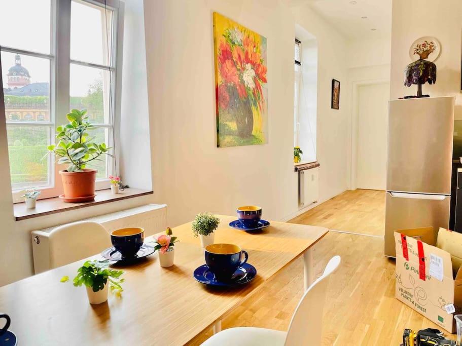 Castle View Living 1 - Best Apartment In 바일부르크 외부 사진